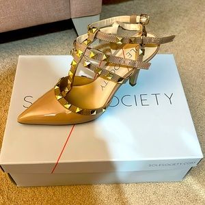 New in box Sole Society heels